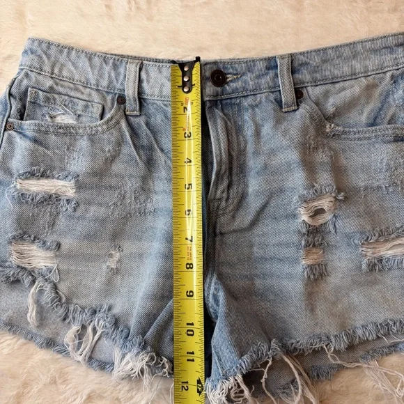 Hidden LA Distressed Denim Shorts Light Wash Size M - FAST SALE - Picture 4 of 7